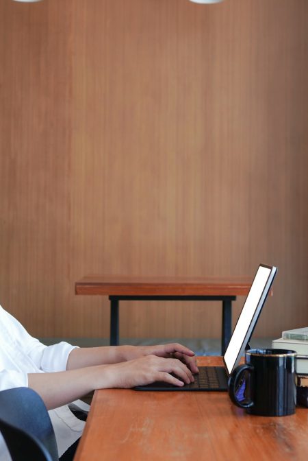 How a Virtual Medical Receptionist Can Improve the Efficiency of Your Healthcare Practice