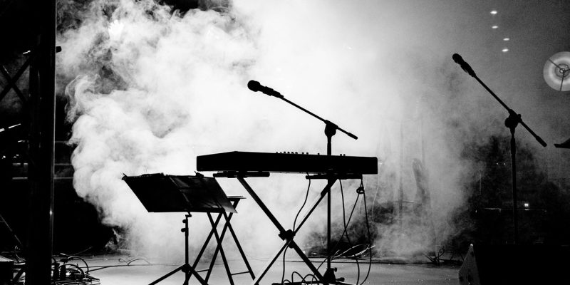 Choosing the Right Hearing Protection: Ear Defenders vs. Concert Ear Plugs