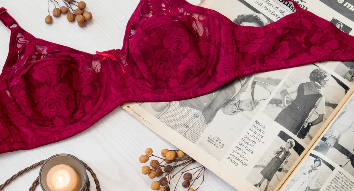 Sydney Sweeney SYRN lingerie